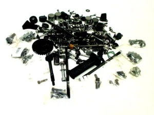 JUEGO DE TORNILLOS para BMW F 650 1994 usado 189798 - Imagen 1 de 8