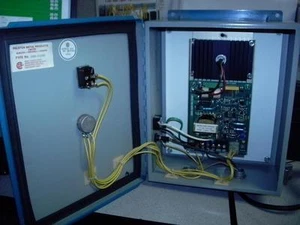 GN PACKAGING 8605 1 DIAL VIBRATORY FEEDER CONTROL UNIT 120V OUT-15V WOW!! - Picture 1 of 4