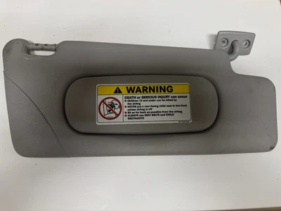 03-06 Mercedes R230 SL500 SL55 AMG lado derecho pasajero parasol gris OEM Foto 1 de 4