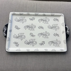 Bandeja para servir cachemira blanca y negra de gres Baum con asas - Imagen 1 de 7