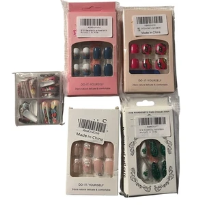 Lot of Press On Nails Butterfly Floral Cute Designs for Women - Picture 1 of 1