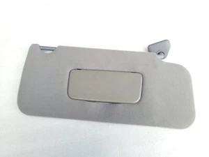 1997-2004 Nissan Pathfinder Infiniti QX4 Right RH Sun Visor Sunvisor Blind Gray - Picture 1 of 10