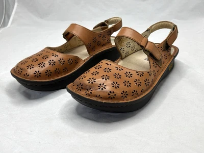 Cuero perforado bruñido coñac Alegria Jemma 8 EU 39 $130 ligeramente usado Foto 1 de 4