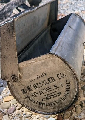 ✨ Antiguo buzón rural de metal "THE HESSLER" Pat.d 1902 Siracusa Nueva York ✨ ¡RARO! Foto 1 de 4
