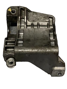 ✅ 09-13 BMW E70 X5 35D M57Y Turbo Diesel Power Steering Pump Mount Bracket OEM - Picture 1 of 1