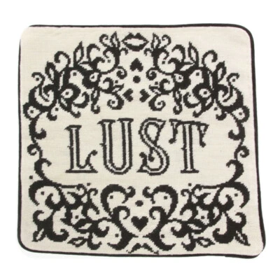 Jonathan Adler LUST 针绣黑色和奶油色枕套 — 第 1/4 张图片