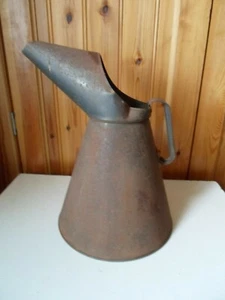 Collectors 1 Gallon Metal Measuring Jug / Paraffin Jug " Paramount" 1960's/70's - Picture 1 of 11