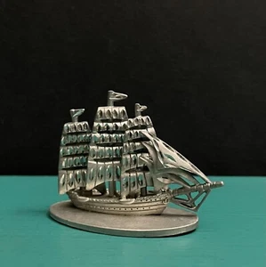 Mini estatuilla artística Spoontiques peltre carraca vela pirata barco holandés Mayflower - Imagen 1 de 14
