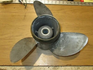 OMC BRP Johnson Evinrude OEM Bronze & Steel 13 Spline Prop Propeller 13" x 19" - Bild 1 von 7