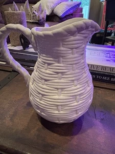 Pottery Barn Heirloom Basketweave Stoneware Pitcher Stoneware NEW Original Box - Picture 1 of 4