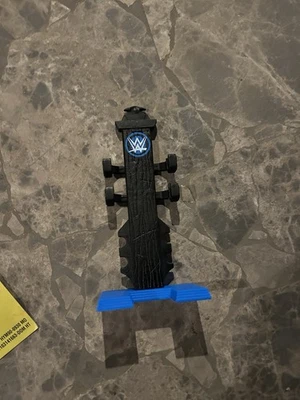 Soporte de arma WWE Elite TMNT Teenage Mutant Ninja Turtles Seth Rollins Leonardo Foto 1 de 3