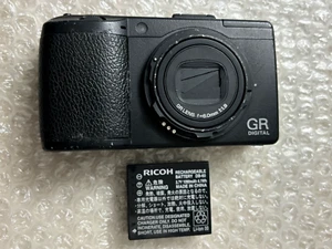 RICOH Digital Compact Camera GR 3 GRD Ⅲ 10.0 MP 4x Zoom Black BATTERY - Picture 1 of 9
