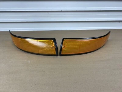 Señales de giro delanteras Porsche 911 69-73 F carrocería moldura negra 911RS de fábrica #8891 Foto 1 de 4