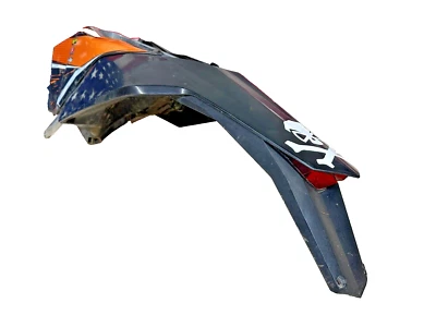 Subchasis trasero KTM 300XC 2008 con caja de aire, bota de goma, guardabarros, luz trasera Foto 1 de 4