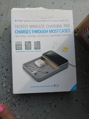 TYLT 10W Qi Wireless Charging Tray Dual Storage Gray 5ft - Image 1 of 2