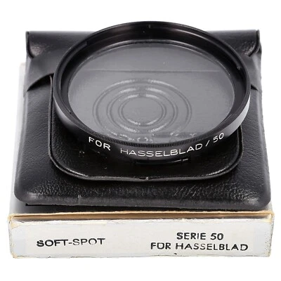 B+W Soft Spot B50 for Hasselblad C Planar 80 100 120 135 Macro Sonnar 150 250 - Image 1 of 2