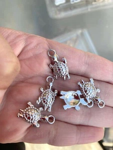 Sea Turtle Charms Silver tone Nautical Sea Creature Ocean DIY Jewelry 20mm 15 pc - Picture 1 of 3