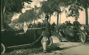 Carte Postale ancienne guerre 39/45 escadron motocycliste Georges Lang - Picture 1 of 2