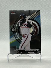 2023 Topps Finest Luis Robert Chicago White Sox #36