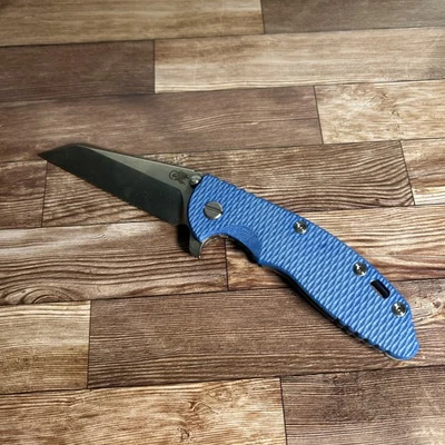 Hinderer XM-18 3.5" M390 Wharncliffe Tri Way Stonewash AZUL G10 Foto 1 de 4