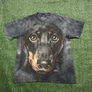 The Mountain Herren Hemd Gr. L Schwarz Kurzarm Batik DACKEL Grafik Tee - Bild 1 von 7