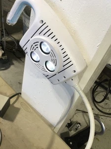 Welch Allyn GS 600 Minor Procedure Exam Light Touch-less - Bild 1 von 4