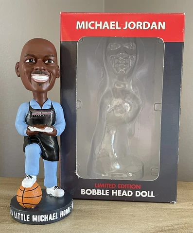 MICHAEL JORDAN Chicago Bulls Legend “MJ’s Steakhouse” LE Nodder Bobblehead NIB! Cover
