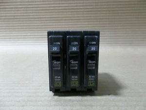NEW LOT OF 3 Square D QOB QOB120VH 1 Pole 20 Amp 240V 22kA Yellow Breaker NTO - Picture 1 of 1