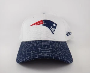 New England Patriots New Era Men's 39Thirty White Mesh Stretch Fit Hat - S/M - Picture 1 of 6