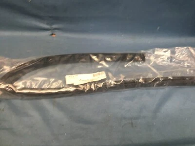 MTC#3866 Left Hard Top Seal Mercedes-Benz 350SL 380SL 380SLC 450SL 450SLC Foto 1 de 4