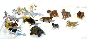 Lotto 12 giocattoli Schleich e cani senza marchio animali volpe tartaruga unicorno manzo mucca - Foto 1 di 14