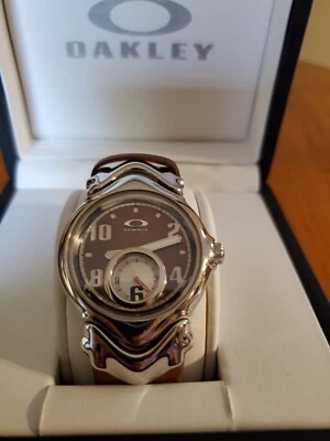 OAKLEY JURY II WATCH POLISHED STAINLESS STEEL BROWN LEATHER STRAP SMALL WOMENS - Image 1 of 4