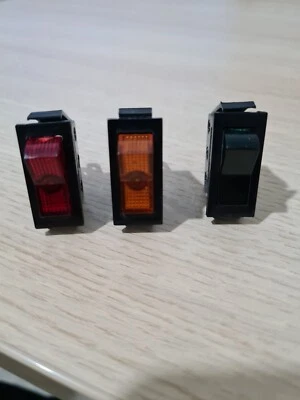 3 interruptores de salpicadero con luz para coches británicos antiguos Austin, Mini, Morris Foto 1 de 3