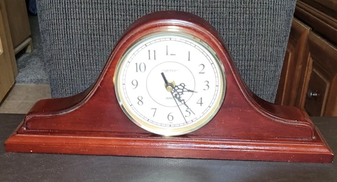 Vintage Ingraham Mantle Desk Clock Quartz Dark Brown Wood No Chime Cover