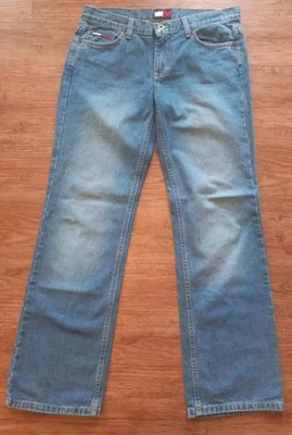 Jeans Tommy Hilfiger Uav-Uav Tommy vintage para mujer talla 5 tiro recto mediano Foto 1 de 4