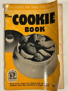 The Cookie Book Cookbook Vintage Cooking 1941 Ruth Berolzheimer 250 Recipes Cake - Picture 1 of 6