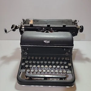 Máquina de escribir Royal Touch Control negra vintage no funciona para renovar - Imagen 1 de 17
