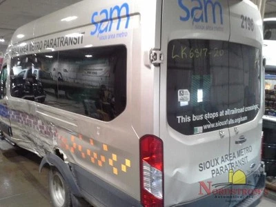 Luz trasera izquierda Ford Transit 3500 2020 Foto 1 de 4