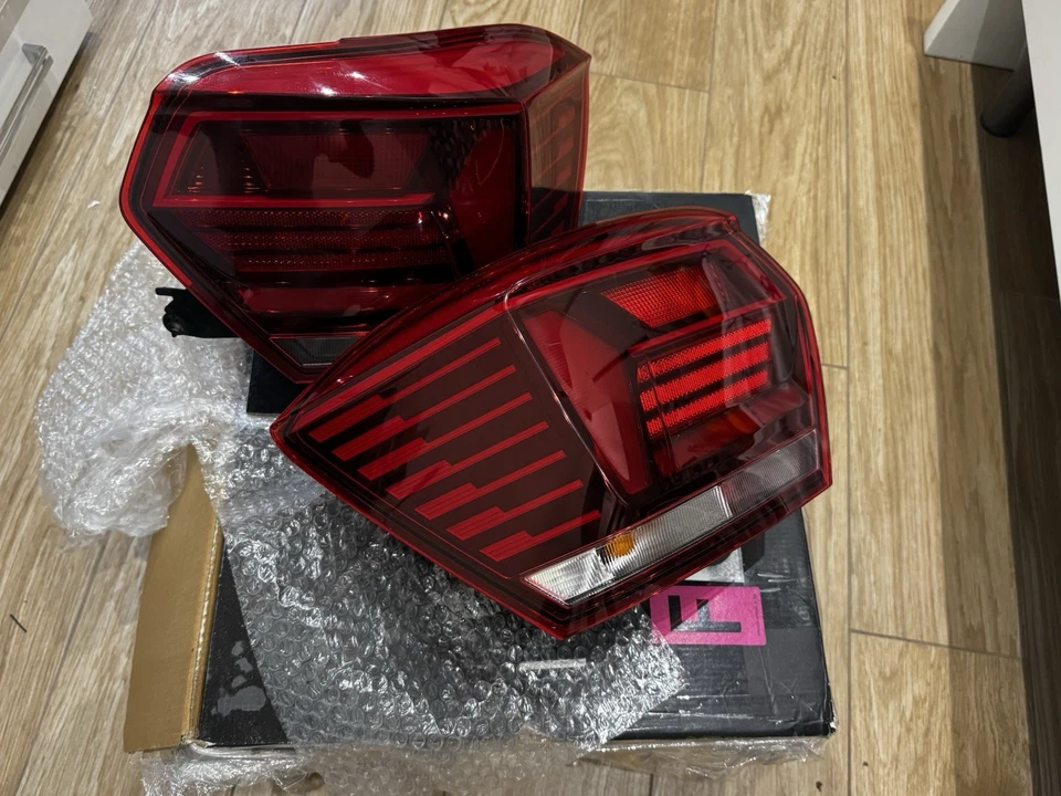 Fanali posteriori VW Polo AW 2019-2024 Foto 1 de 4