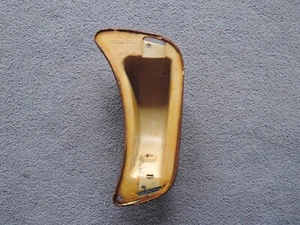 VOLVO 140 USED Original LEFT Front HELLA PArking Light RUBBER BOOT 677897 - Picture 1 of 9