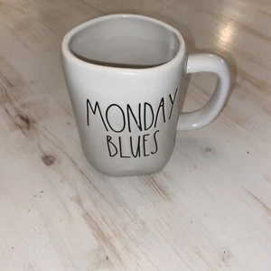 Rae Dunn By Magenta Artisan Collection Monday Blues Tasse - Bild 1 von 3