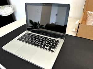 Apple MacBook Pro (128GB SSD, Intel Core i5, 2.50 GHz, 8GB) Laptop - Silver - Picture 1 of 6