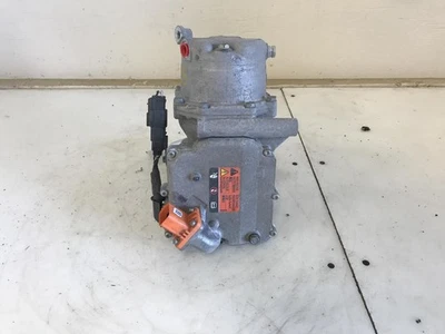 Compresor de aire acondicionado usado se adapta a: Chevrolet Volt 2017 grado A Foto 1 de 4