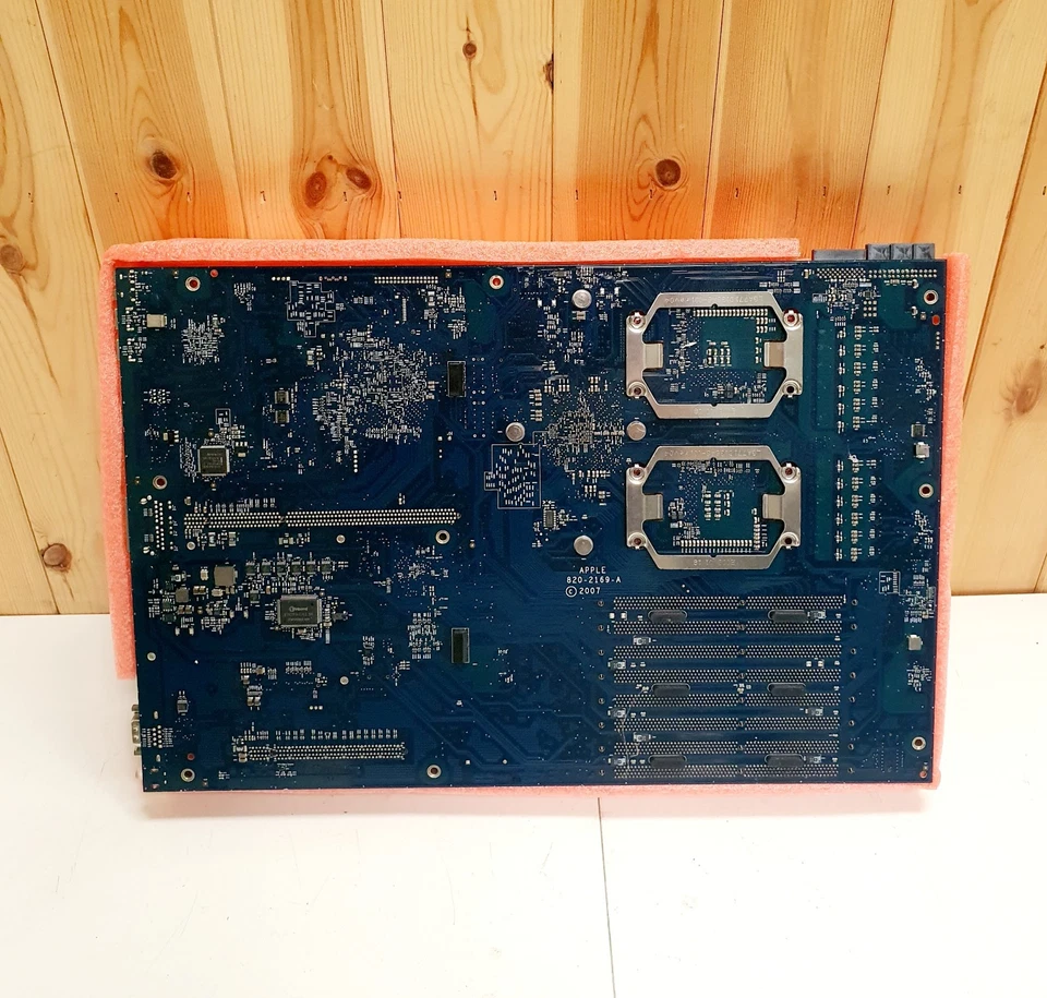 Apple Server Main System Mother Board 820-2169-A - Image 1 of 4
