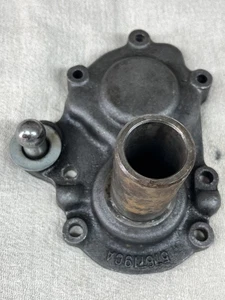 Land Rover Series 3 Original Clutch Sleeve Withdrawal Housing Part No. 576718 - Picture 1 of 11
