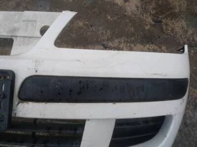 Tira de moldura de parachoques delantera izquierda Fiat Idea 2005 usada, original #1811119-52 Foto 1 de 4