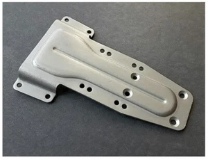 Duratrax Evader ST Pro Hard Anodized Rear Chassis Plate DTXC7017 EVST New NO BAG - Picture 1 of 1