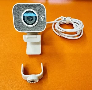 LOGITECH StreamCam Webcam Full HD White - Picture 1 of 2