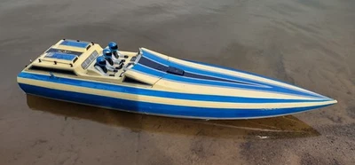 Lancha rápida Kyosho Jet Stream 800 R/C de colección con motor, ESC, transmisor de 2,4 GHz Foto 1 de 4