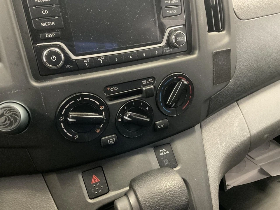 Calentador Climatizador Temperatura Modelo S Se Adapta a 13-21 NV200 4749192 Foto 1 de 1